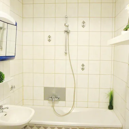 Moblierte Monteurwohnungen In Apartment *